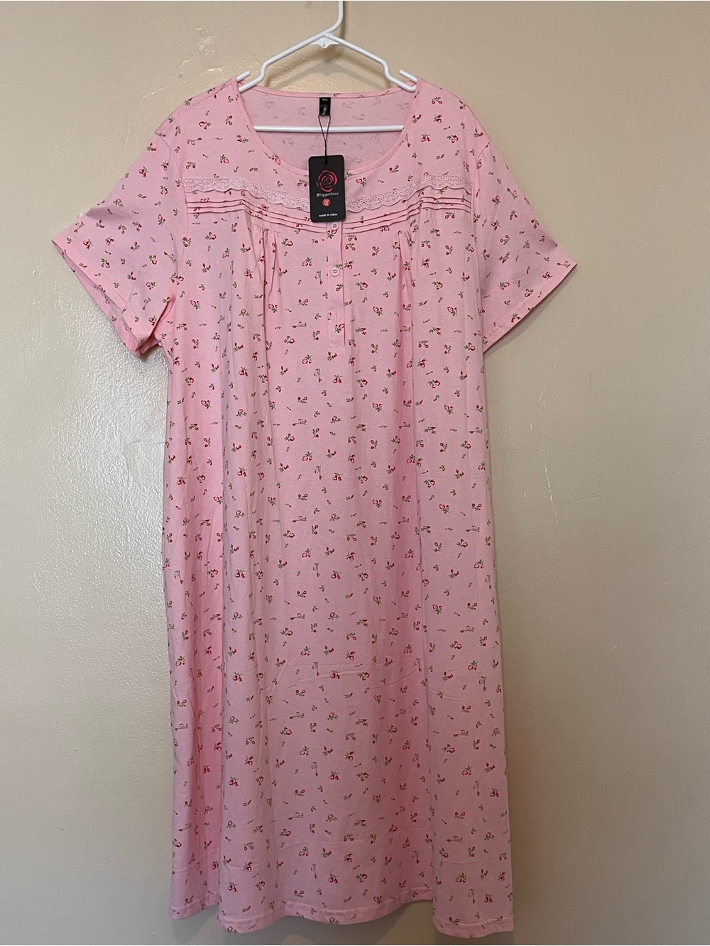 Pink Floral Short-Sleeve Nightgown - Soft Women's Sleep Dress